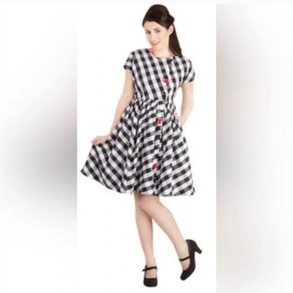 modcloth bea and dot dress